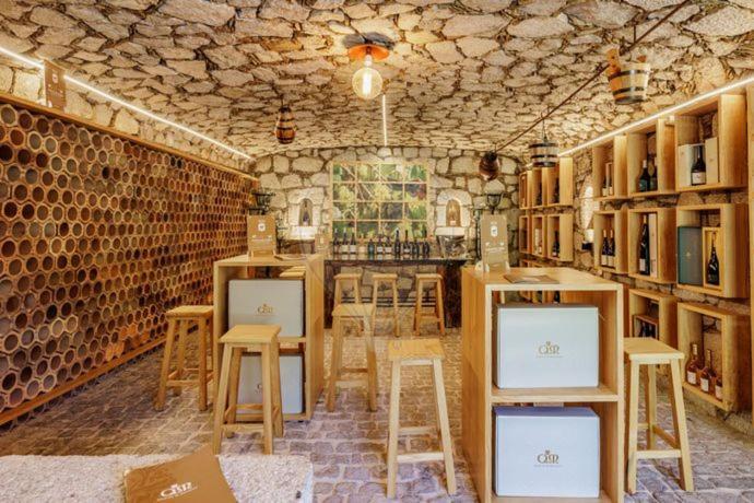 Casa De Crespins Lda Holiday home *